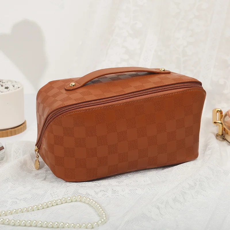 Magnetic Standing Makeup Bag