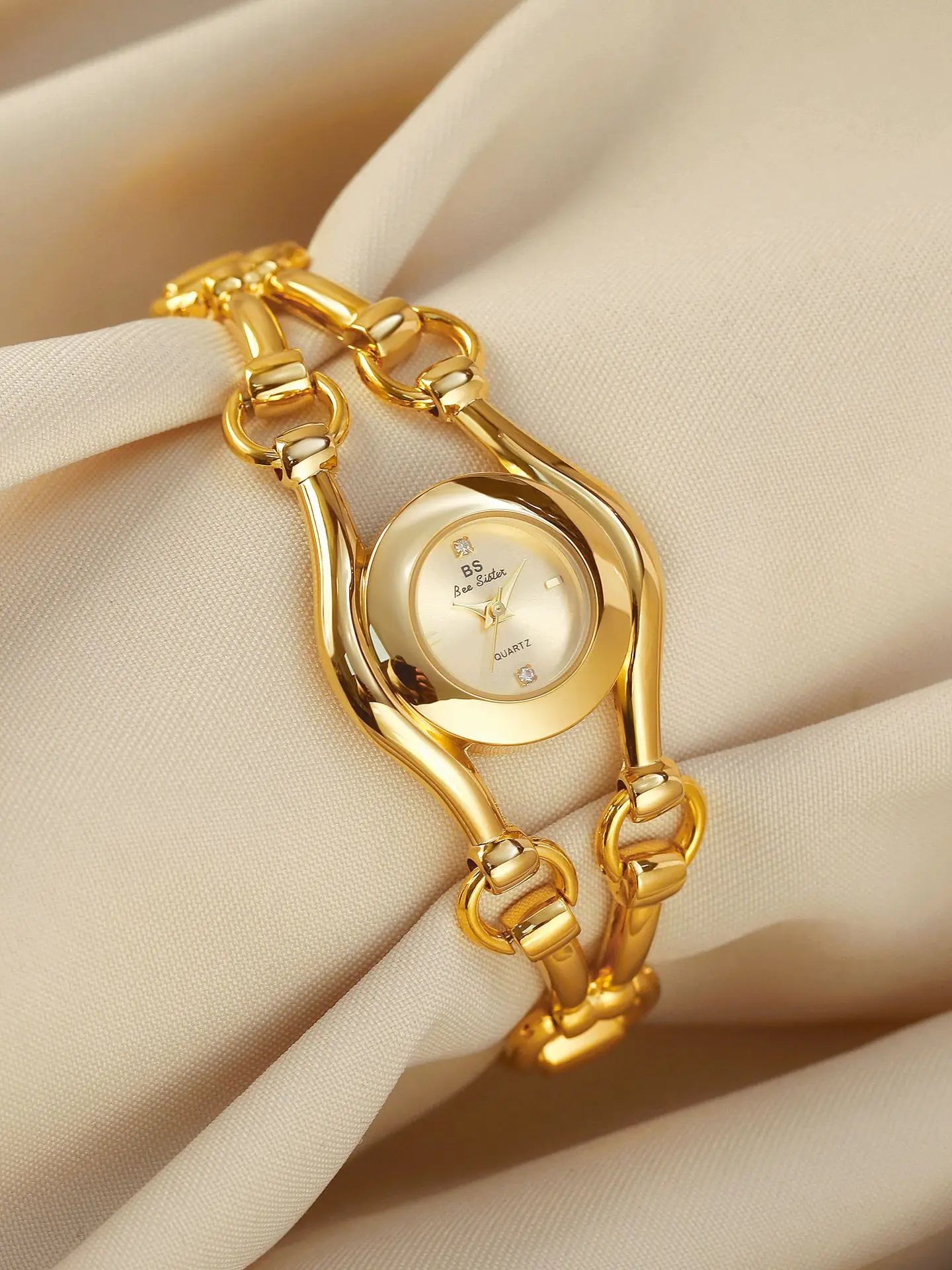 Relojes de lujo de moda para mujer Nuevos relojes de pulsera vintage dorados de lujo para mujer Reloj de cuarzo de vestir para mujer Relogio Feminino