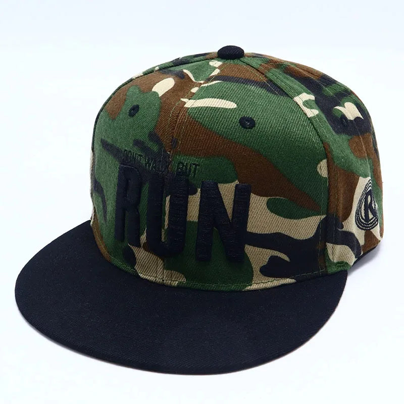Gorras de béisbol de moda para hombres y mujeres, ajustables con letras bordadas, gorras de hip hop, sombrero para el sol, gorra Snapback Unisex, venta al por mayor