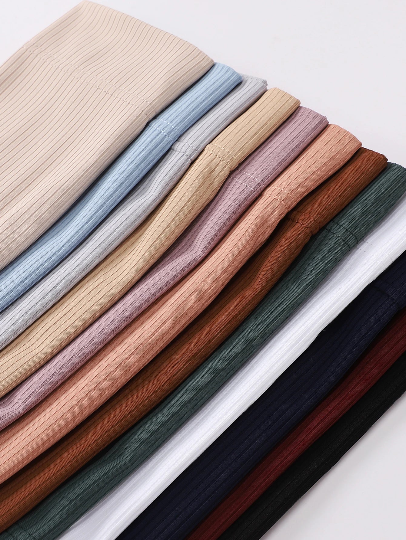 Bonnet intérieur côtelé pour hijab