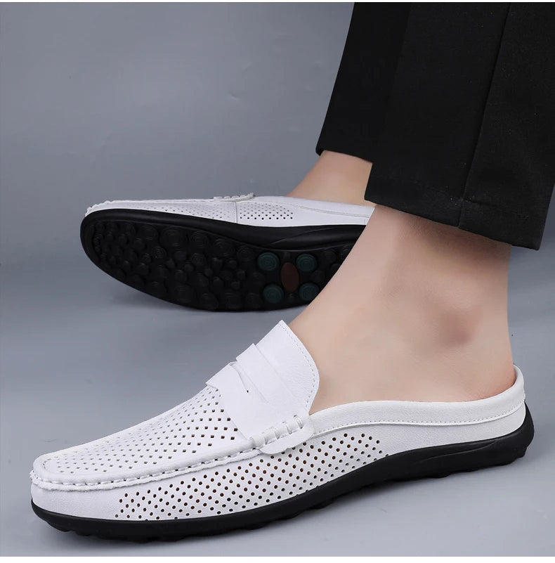 Zapatos de hombre cuatro estaciones nuevos zapatos de cuero de moda ahuecados suela blanda transpirables antideslizantes ligeros de talla grande informales