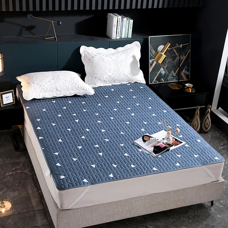 Cubrecama Impermeable Sobre La Cama Protector De Colchón Transpirable Antideslizante Con Banda Elástica Alfombrilla Antipolvo Para Hotel y Hogar