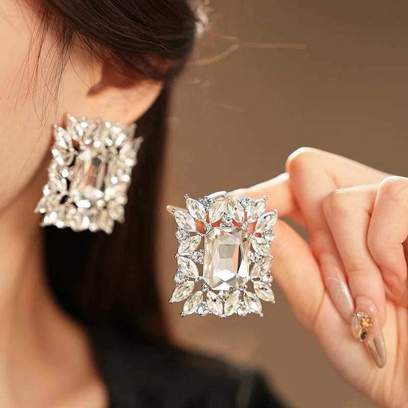 Conjunto de joyas de perlas geométricas con diamantes de imitación incrustados para mujer, gargantilla con abalorios, collar multicapa de lujo ligero, pendientes de alta moda