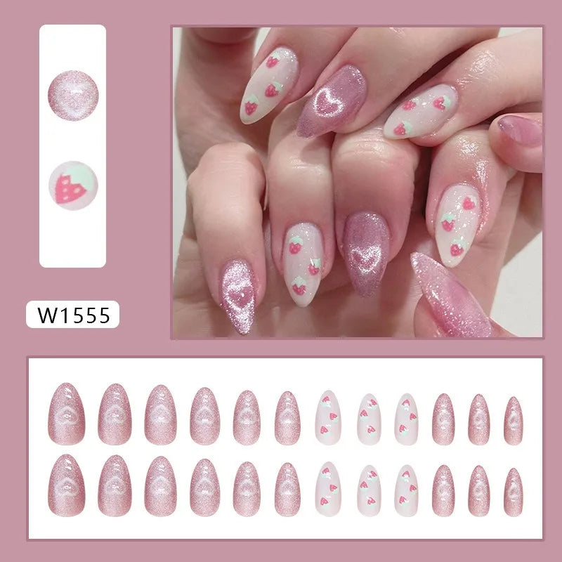 24 uñas postizas de almendra en ojo de gato rosa con diseños de corazón y fresa – Uñas acrílicas brillantes adhesivas para mujeres y niñas