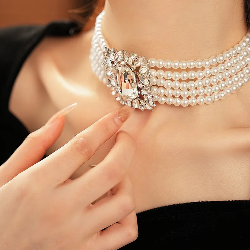 Conjunto de joyas de perlas geométricas con diamantes de imitación incrustados para mujer, gargantilla con abalorios, collar multicapa de lujo ligero, pendientes de alta moda