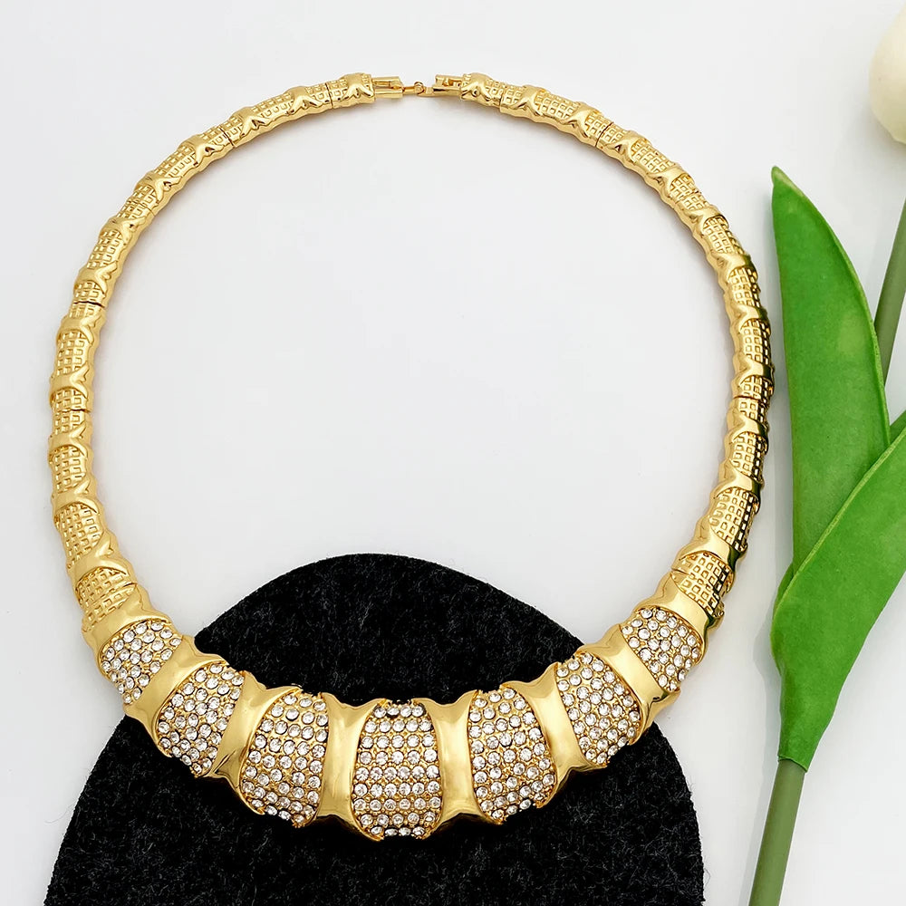 Juego de joyas de Dubái para mujer chapado en oro de 18 quilates, lujoso conjunto de collar, pendientes, pulsera y anillo, joyería para fiesta de boda, tendencia