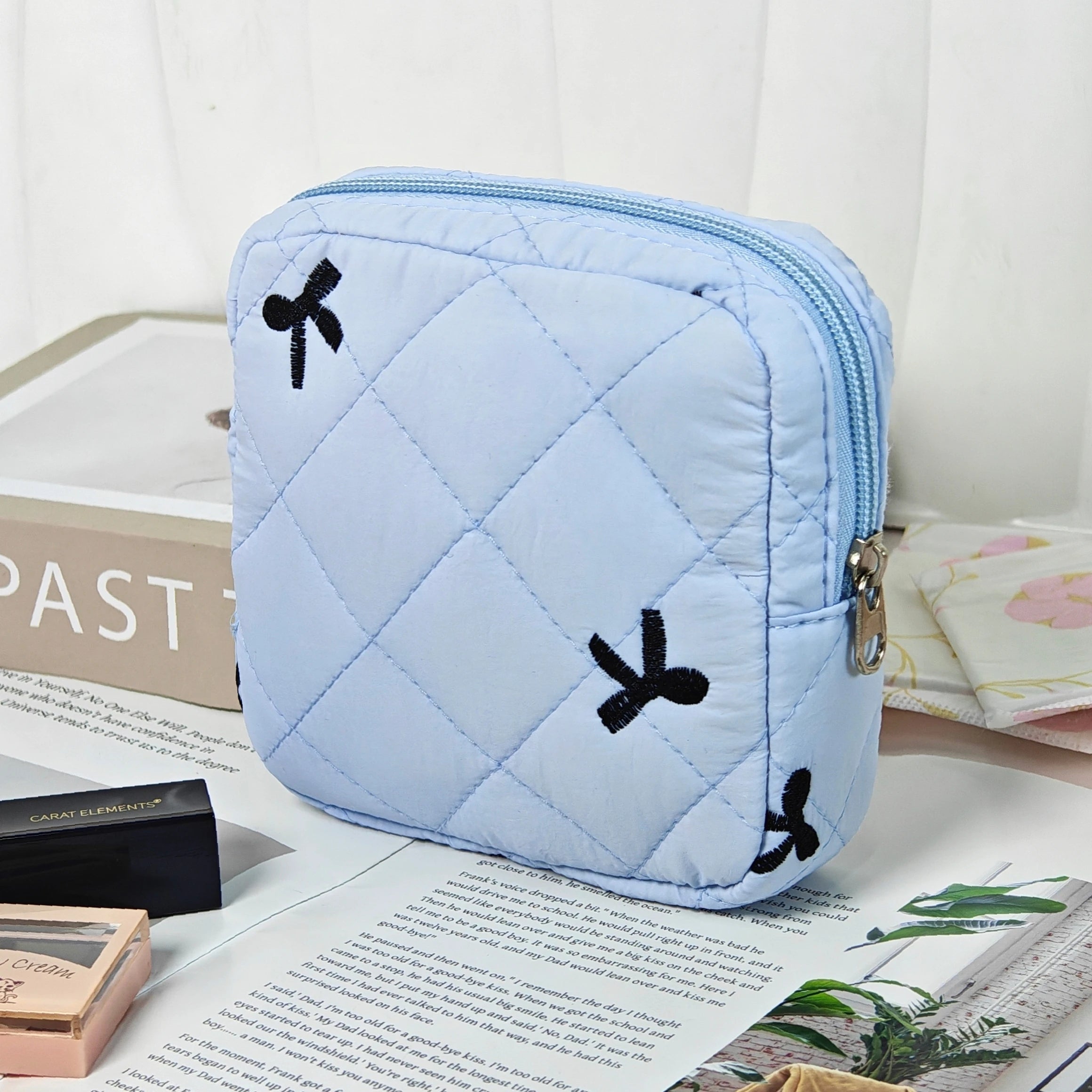 Bolsa de Maquillaje con Bordado de Lazos, Bonita, de Moda, Sencilla y Versátil, Adecuada para Guardar Artículos Pequeños