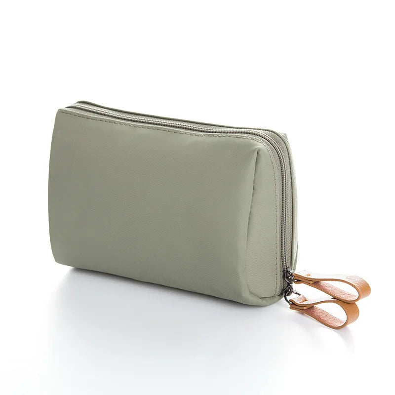 Bolsa de maquillaje pequeña, Bolsa de maquillaje pequeña para cartera, Mini estuches organizadores para cartera, Bolsa de cosméticos portátil sencilla e impermeable para pintalabios