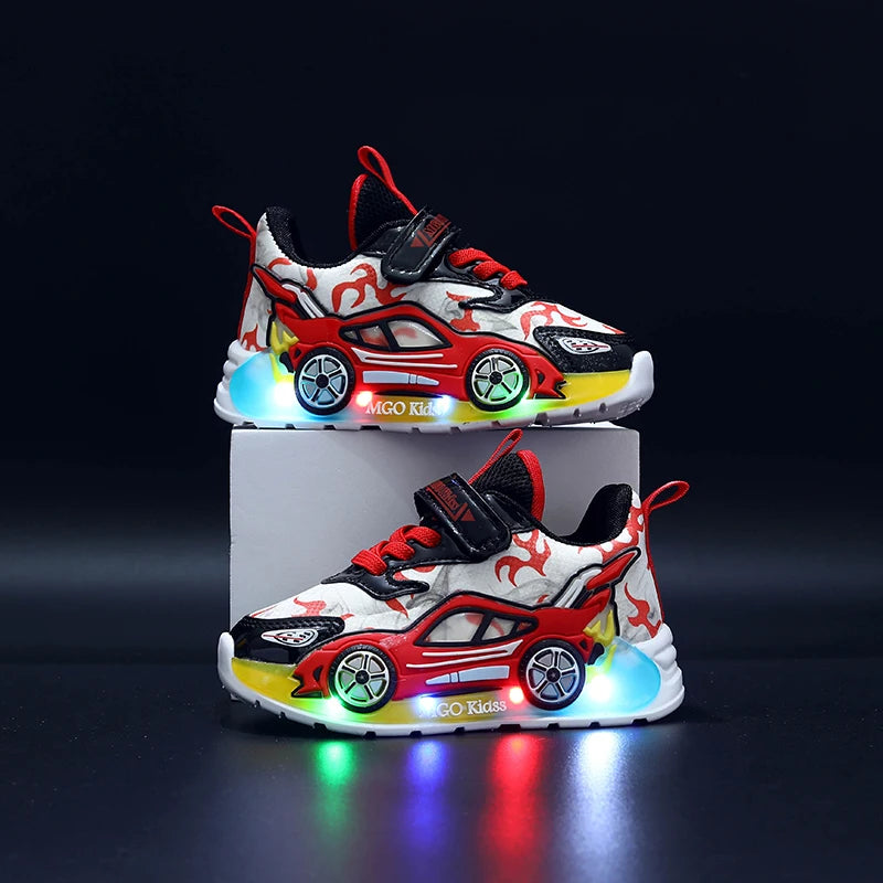 Zapatillas de niño con luces LED en forma de coche