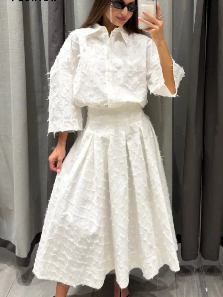 Ensemble chemise et jupe à pompons pour femme, élégant, blanc, ample, taille haute, plissé, maxi, tenue de bureau, streetwear, 2025