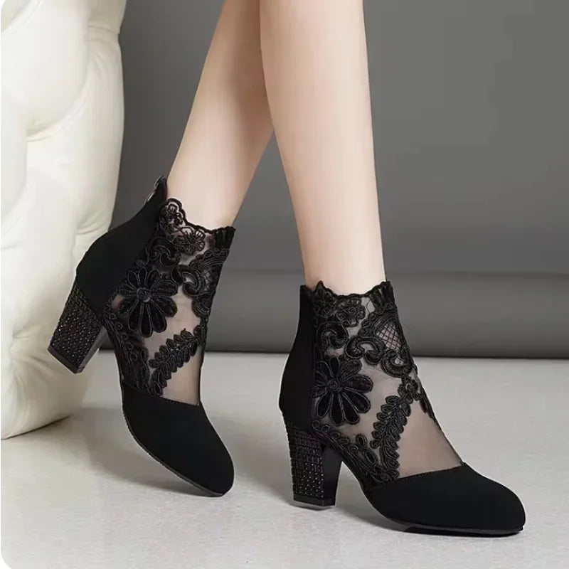 Damesko med blonder og hæl, moteriktige romerske sandaler til dame, pustende damesko, elegante pumps til dame, nye mesh-sandaler til tacón