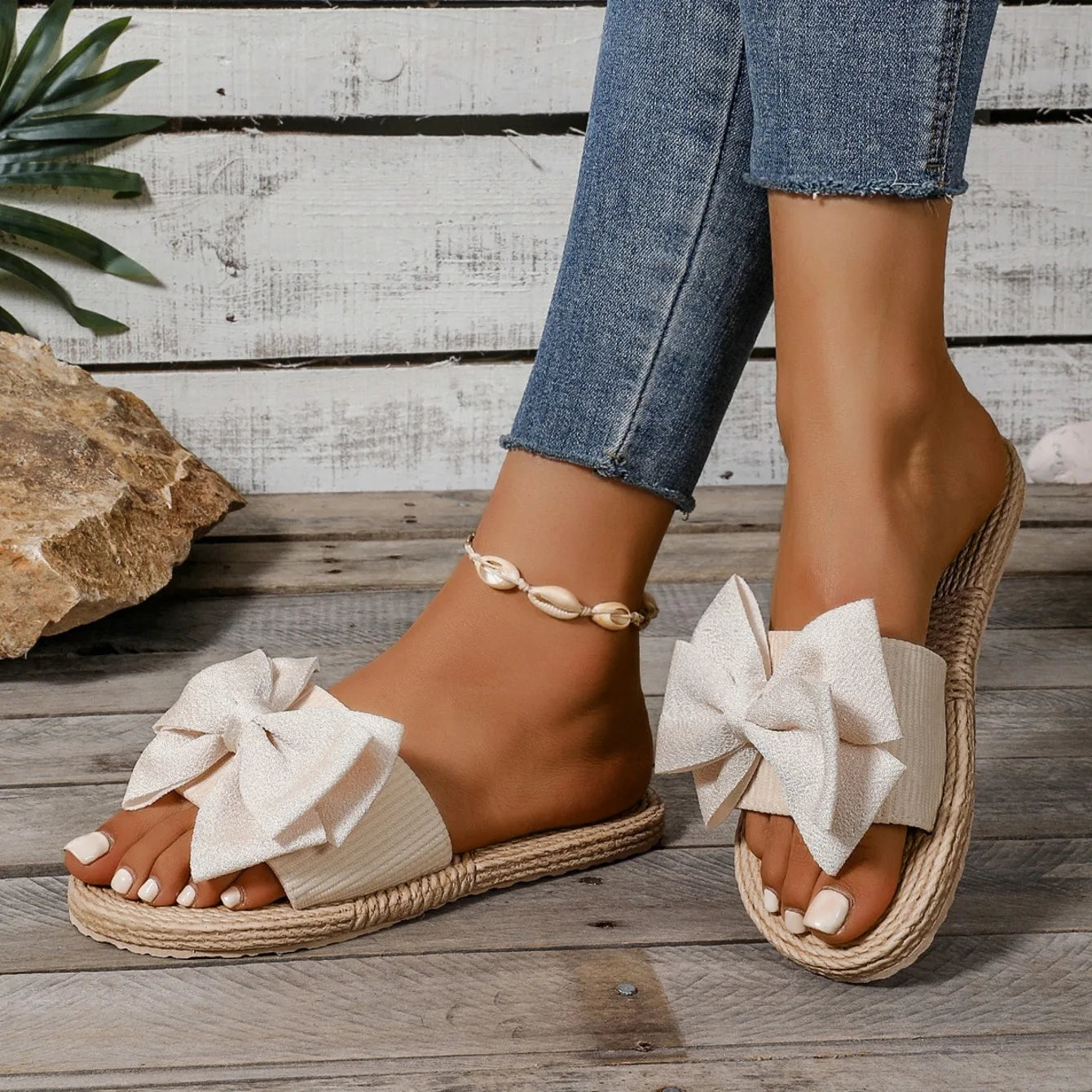 Zapatillas de mujer con lazo a la moda, sandalias antideslizantes, resistentes al desgaste, zapatos cómodos, suela blanda, tacón plano, pantuflas para mujer