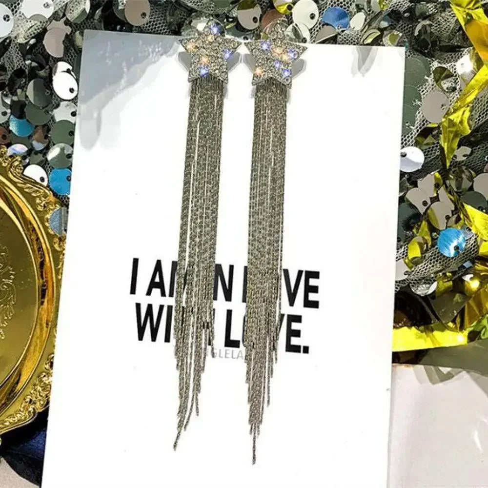 Nuevos exquisitos pendientes de circonita de colores en forma de corazón para mujer, pendientes de esmalte blanco a la moda con temperamento amoroso, joyería de boda