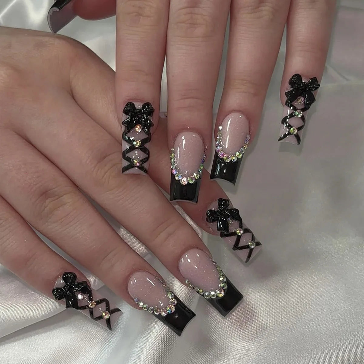 24 Uñas postizas largas a presión, de cobertura completa, con diseño de mariposa francesa, forma de ataúd, purpurina, pequeños diamantes, manicura portátil, puntas de uñas artificiales