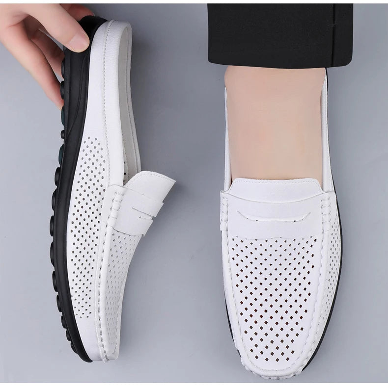 Zapatos de hombre cuatro estaciones nuevos zapatos de cuero de moda ahuecados suela blanda transpirables antideslizantes ligeros de talla grande informales
