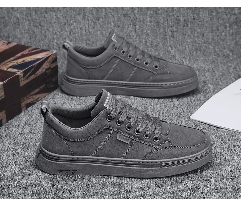 Zapatos de hombre nuevos, zapatos de seguridad de trabajo de primavera, antideslizantes, resistentes al desgaste, versátiles, informales, deportivos, de trabajo, zapatos de tabla para hombre