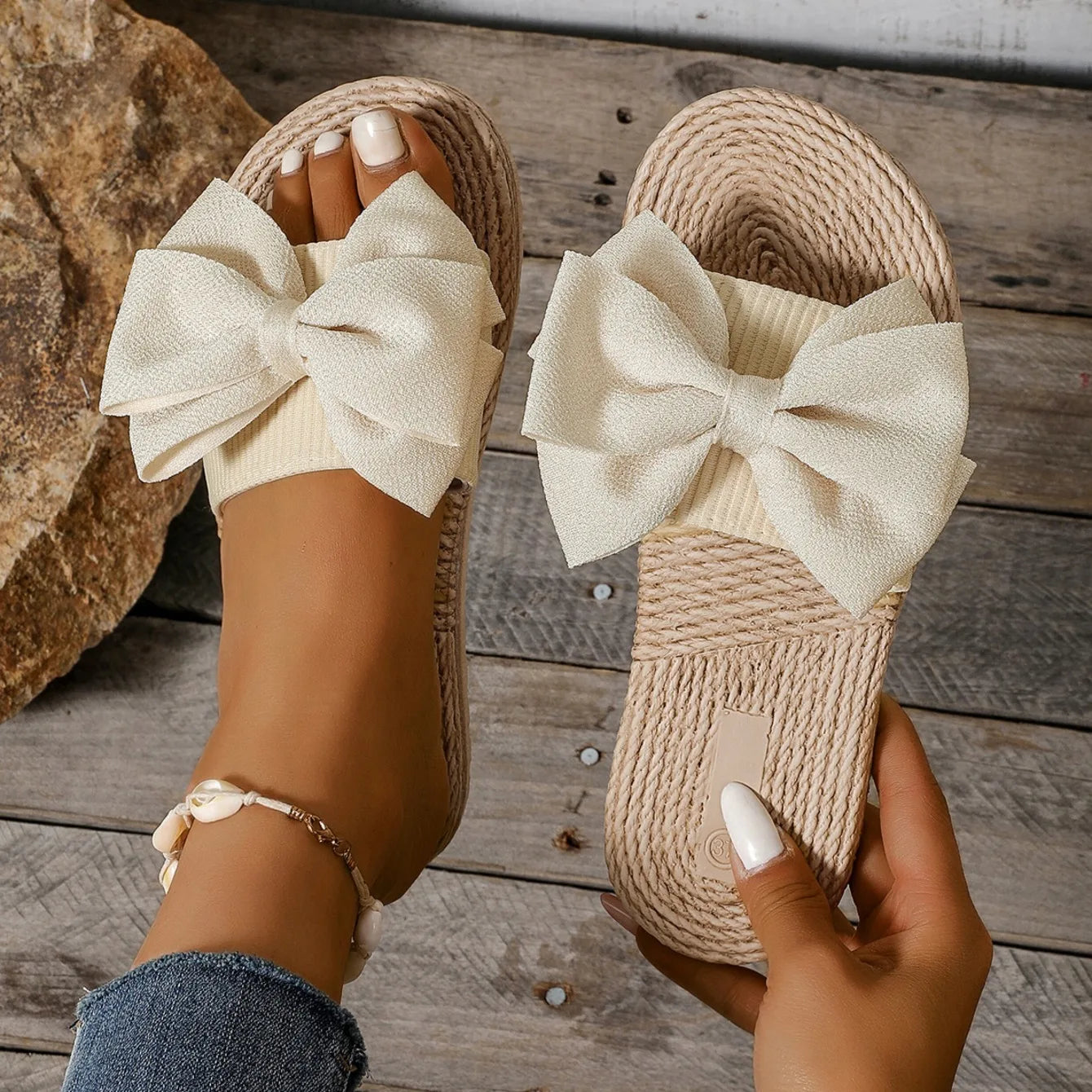 Zapatillas de mujer con lazo a la moda, sandalias antideslizantes, resistentes al desgaste, zapatos cómodos, suela blanda, tacón plano, pantuflas para mujer