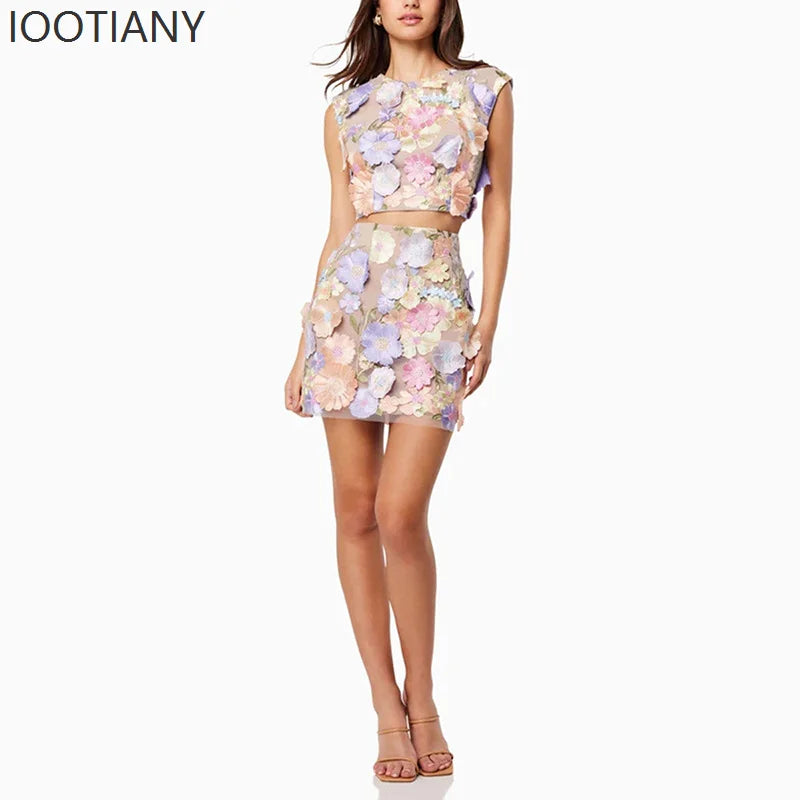 Women's Skirt Two-piece Suit High-grade Embroidery Crochet Sleeveless Temperament Elegant Sweet Short Top Hip Skirt Suit 2025