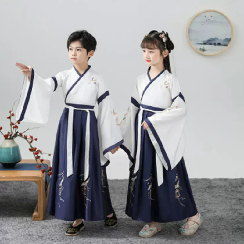Traje tradicional Hanfu para niños