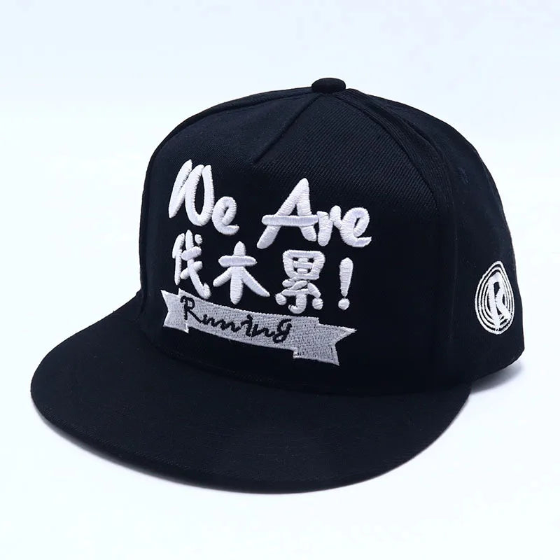Gorras de béisbol de moda para hombres y mujeres, ajustables con letras bordadas, gorras de hip hop, sombrero para el sol, gorra Snapback Unisex, venta al por mayor