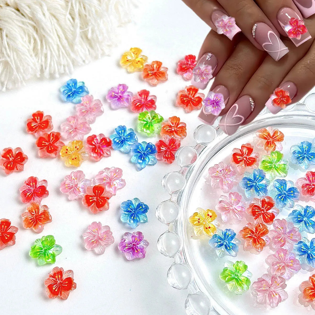 50 dijes de uñas de conejo fresa Kawaii, lazo, brillos, pajarita rosa, cinta de conejo, diamantes de imitación de uñas, piezas de uñas de conejo de dibujos animados de resina