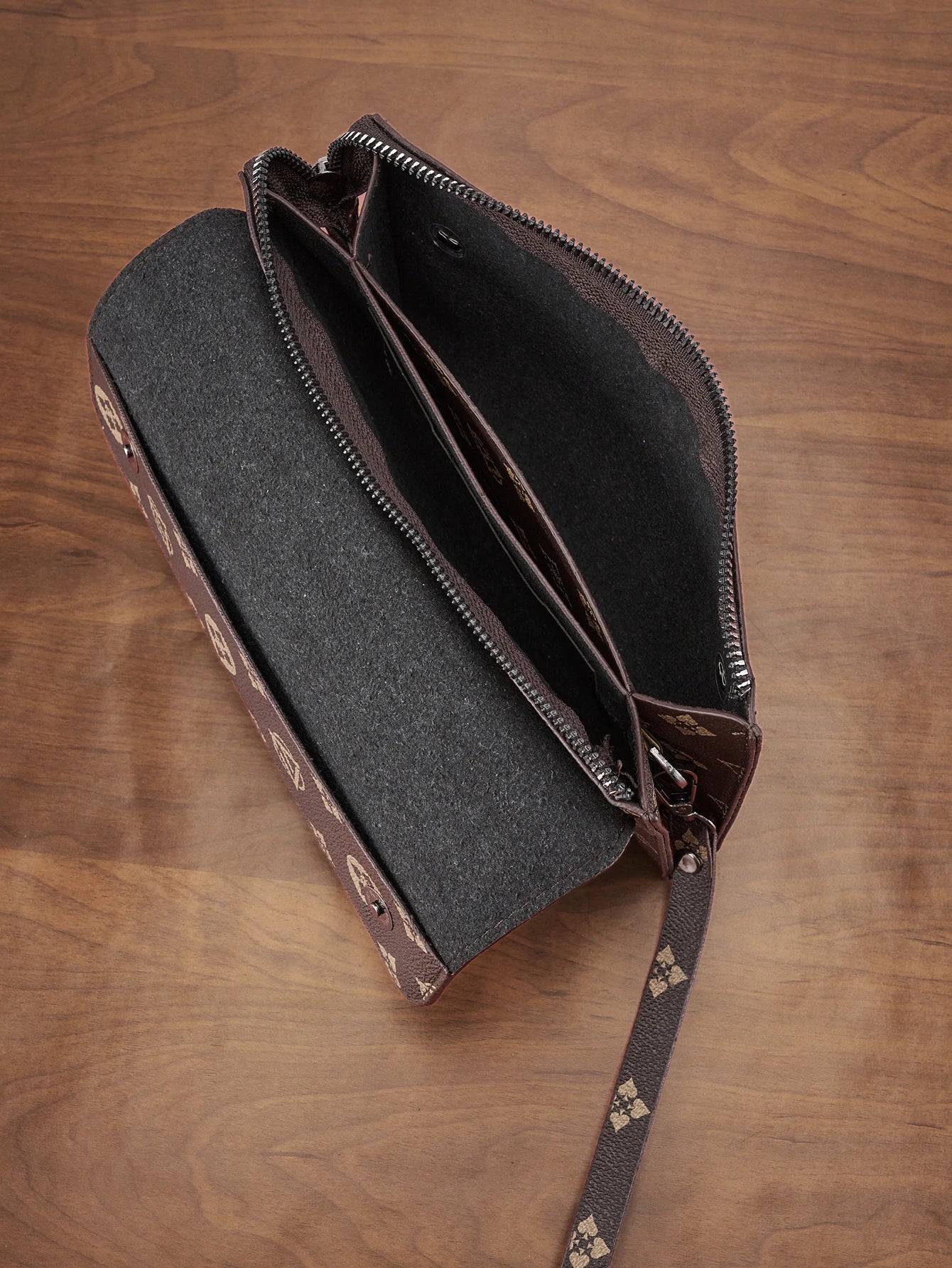 Classic Premium Men's Clutch Wallet - Double Layer Ultra-Thin Large Capacity Portable Wristlet Long Wallet