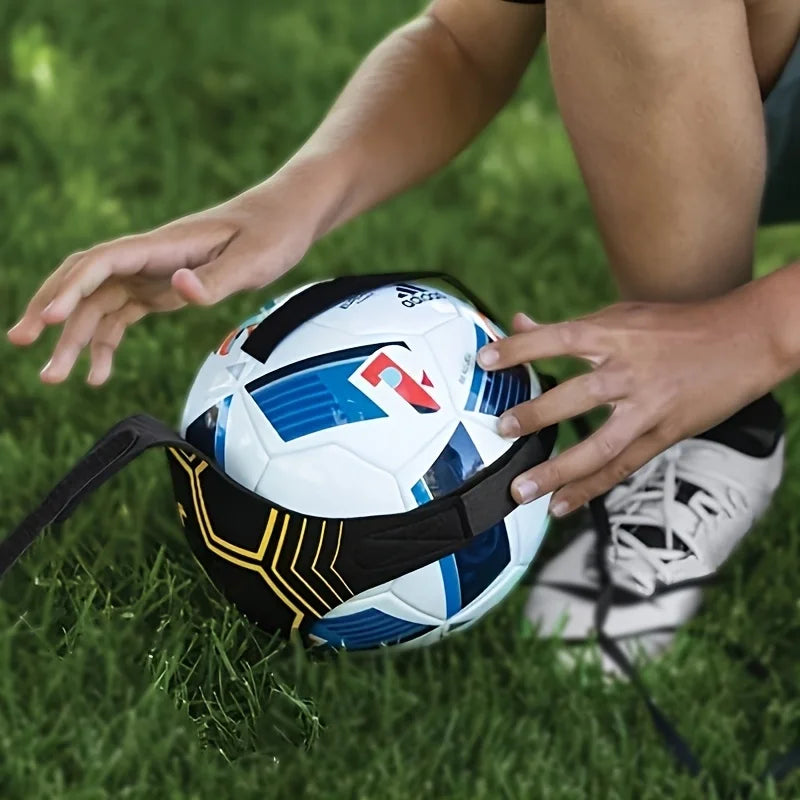 Entraîneur de football, équipement d'entraînement de football/volley-ball/rugby, aide à l'entraînement en solo au lancer de coup de pied de football, aide au contrôle des compétences