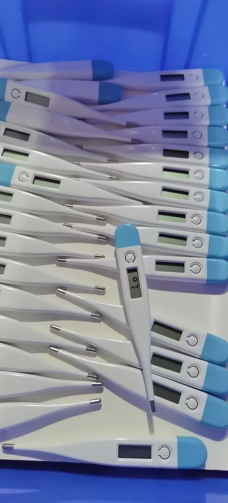 Digitalt vanntermometer Nøyaktig avlesning av temperatur i munn og armhule Febervarslingstermometer Badetermometer for babyer