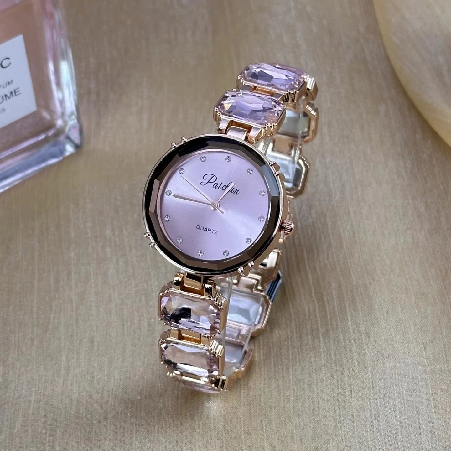 Relojes de pulsera con diamantes grandes, nuevos relojes de cuarzo con esfera redonda para mujer, relojes de lujo para niñas, Dropshipping Reloj Regalos