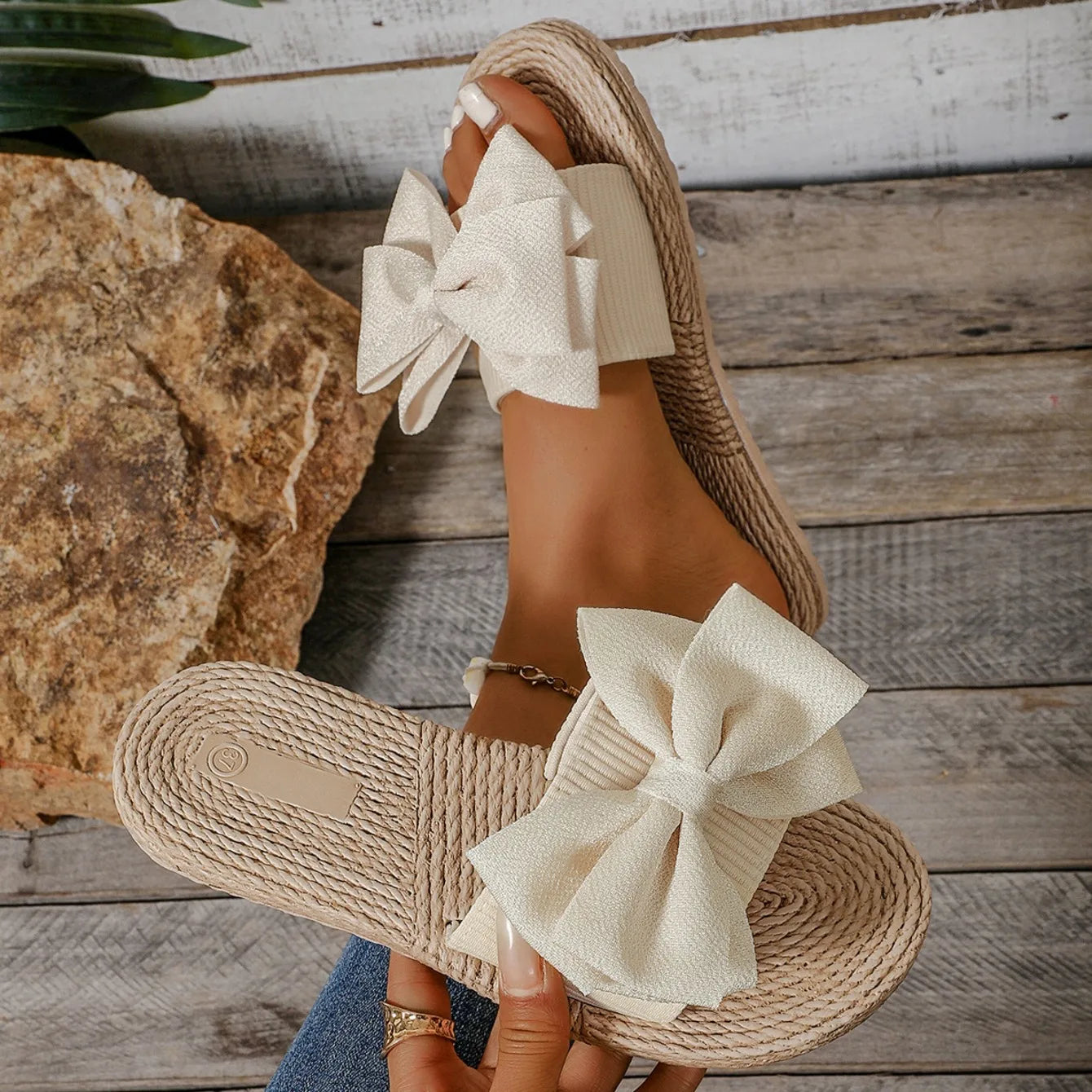 Zapatillas de mujer con lazo a la moda, sandalias antideslizantes, resistentes al desgaste, zapatos cómodos, suela blanda, tacón plano, pantuflas para mujer