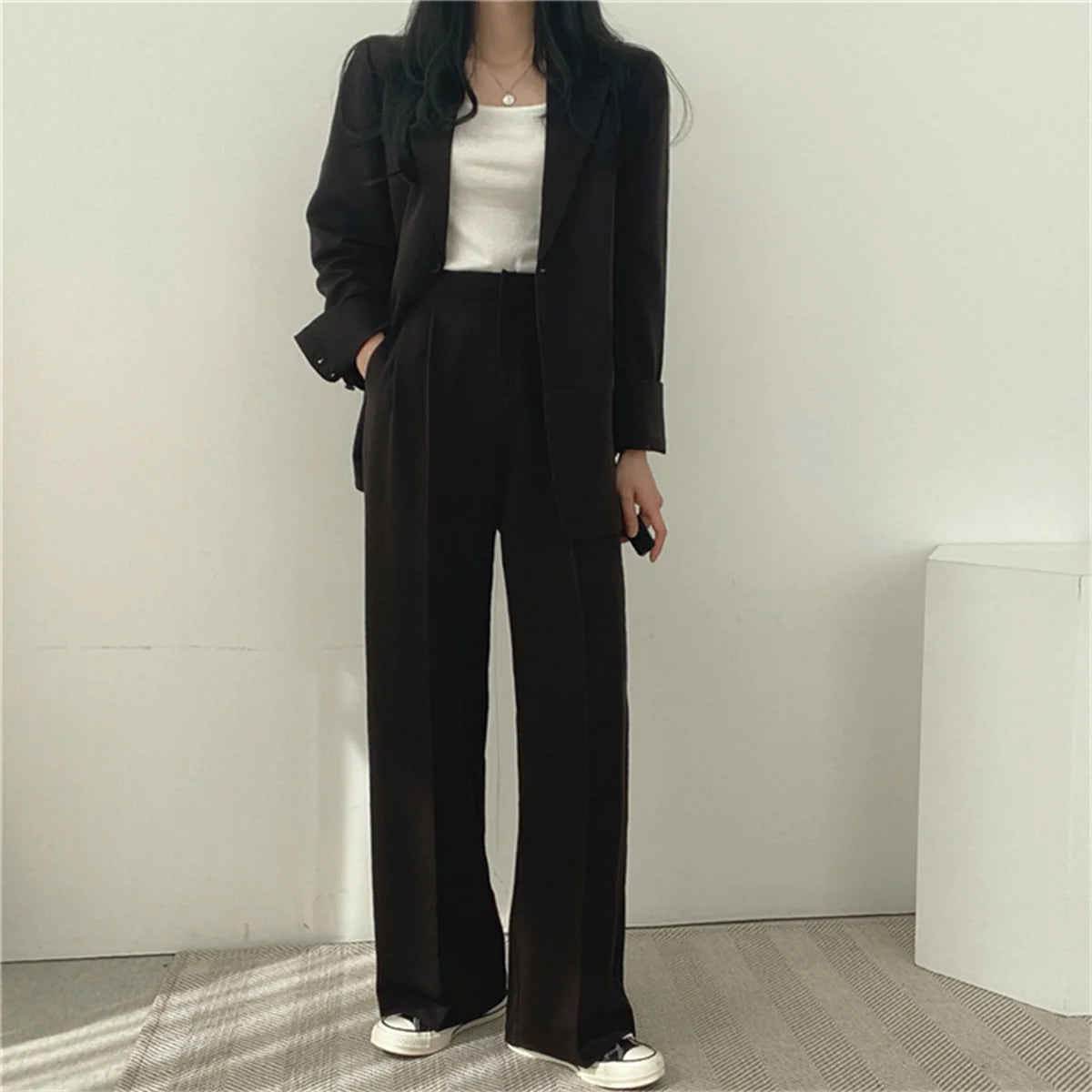 Conjunto Elegante de Blazer y Pantalones de Pierna Ancha para Mujer