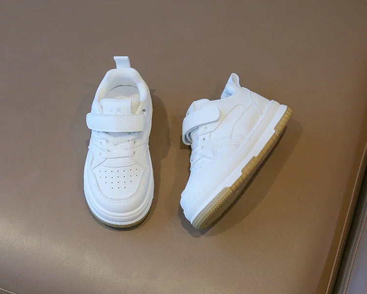 Children's White Shoes Spring and Autumn Kid's Sports Shoes Anti slip Lightweight Boys Board Shoes Soft Sole Baby Casual Shoes