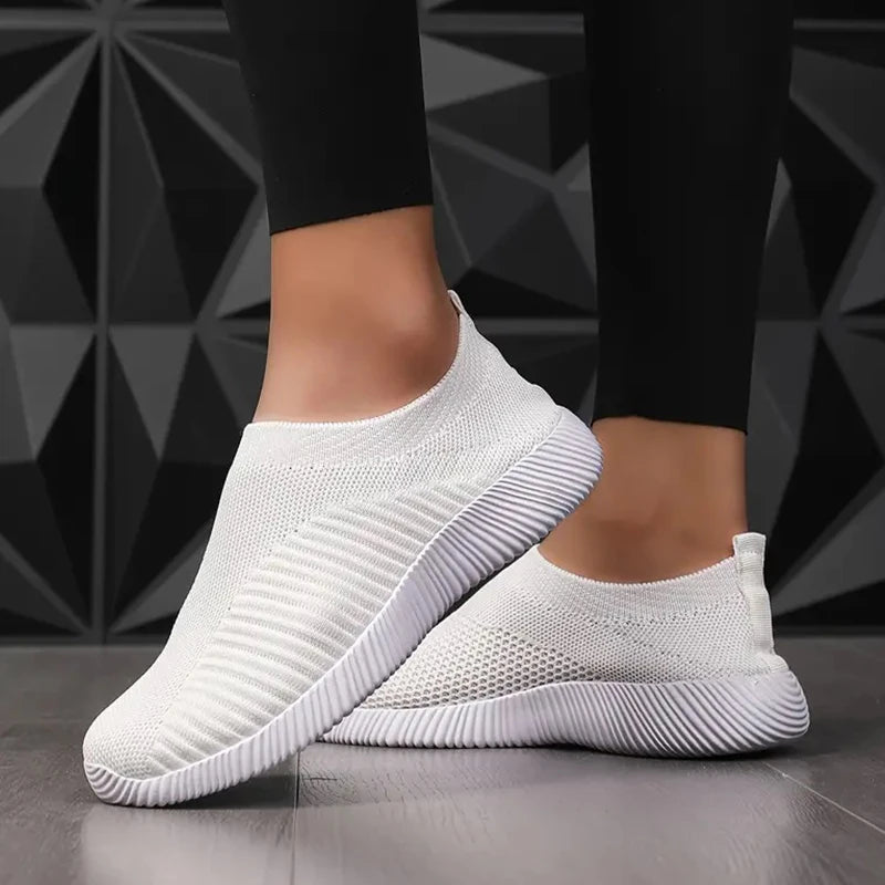 Nuevas zapatillas rosas para mujer, calzado casual, zapatos vulcanizados cómodos, transpirables, planos, sin cordones, mocasines de talla grande 42