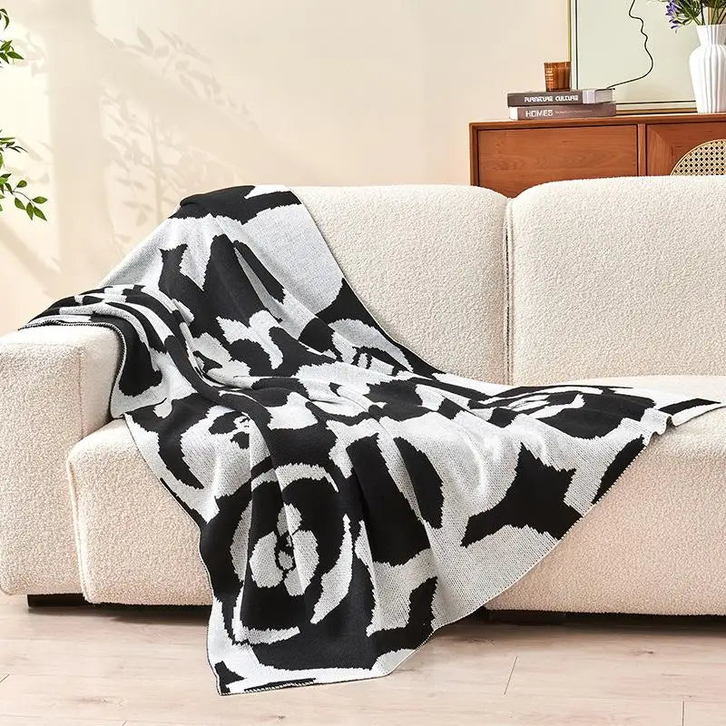 Manta de punto de camelia simple de dos colores, suave para primavera y verano, para siestas en la oficina, sofá. Colcha individual multiusos de alta gama.