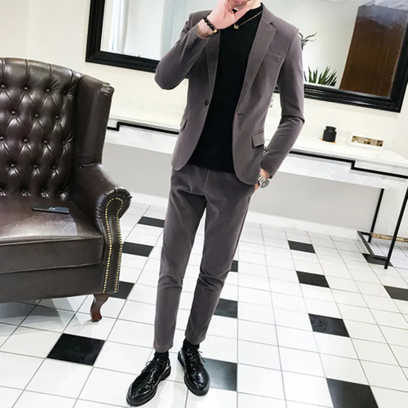 Mens Suits Wine Red Black Green Suits For Man Groom Wedding Velvet Tuxedo Velour Blazer Jackets Pants 2 Piece Costume Homme New