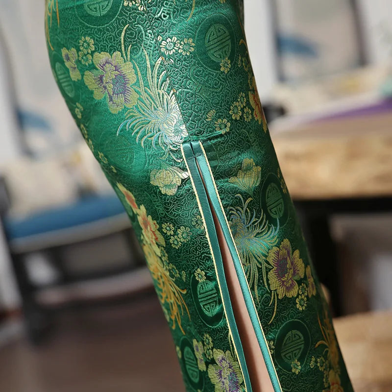 New Green Satin Flower Cheongsam Chinese Classic Women Sexy Qipao Elegant Short Sleeve Long Novelty Dress High Quality 3XL