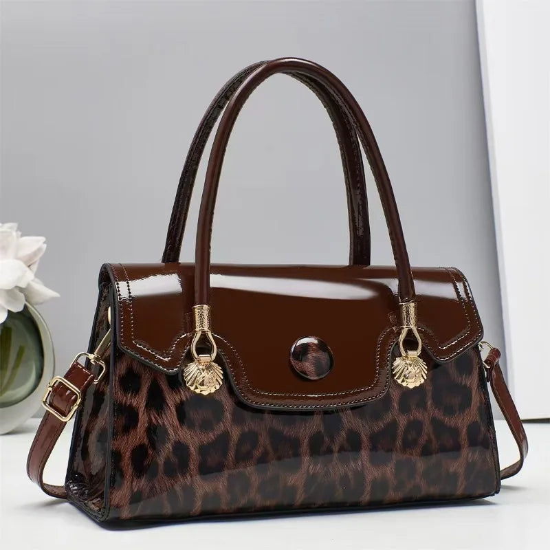 Bolso cruzado con estampado de leopardo