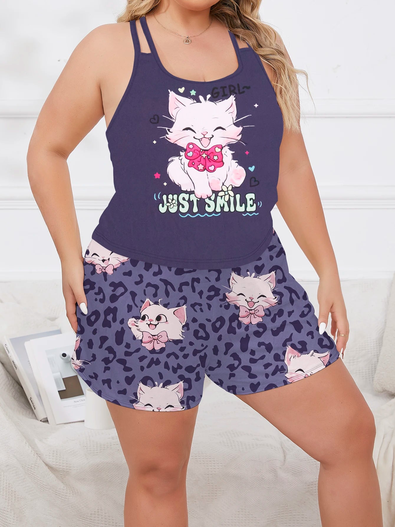 Large size women's pajamas and home clothing set refreshing and cute cat print suspender&shorts 2-piece set