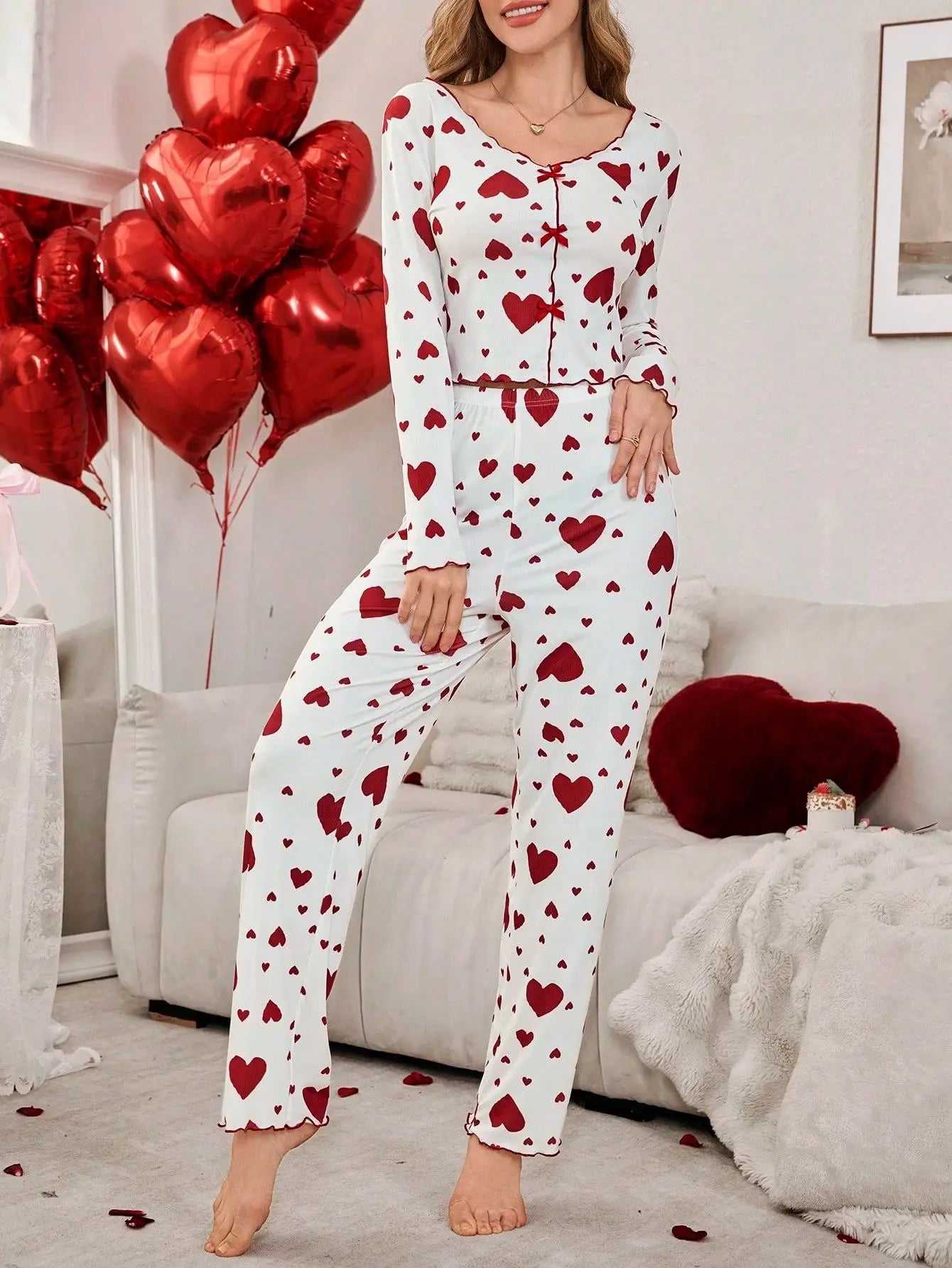 Pijama estampado de corazones