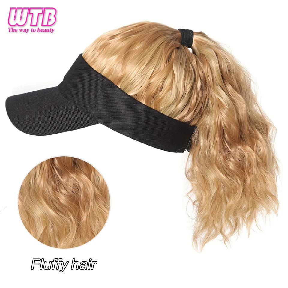Peluca con gorra y coleta rizada