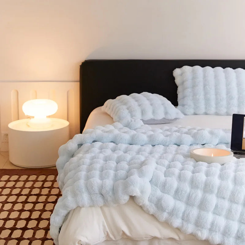 Fur Blanket for Winter Luxury Warmth Super Comfortable Blankets for Beds High-end Warm Winter Blanket for Sofa