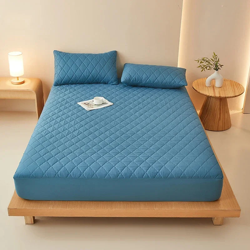 Waterproof Mattress Protector Embossed Bed Mattress Cover Soft Breathable Fitted Mattress Pad Cover 120/150/180/220x200 Washable