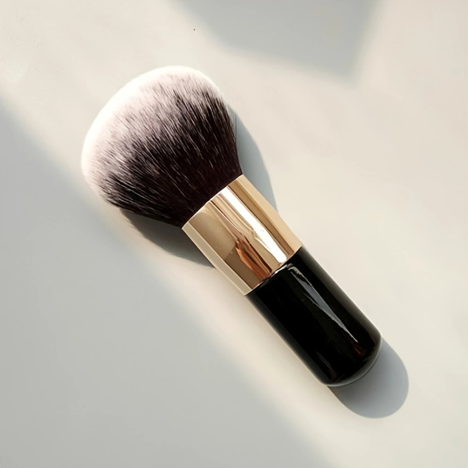 Powder Brush, Soft Long Hair Blush Large Loose Foundation Brush Wet-Dry Cosmetic Tool Beauty Tool For Beginners