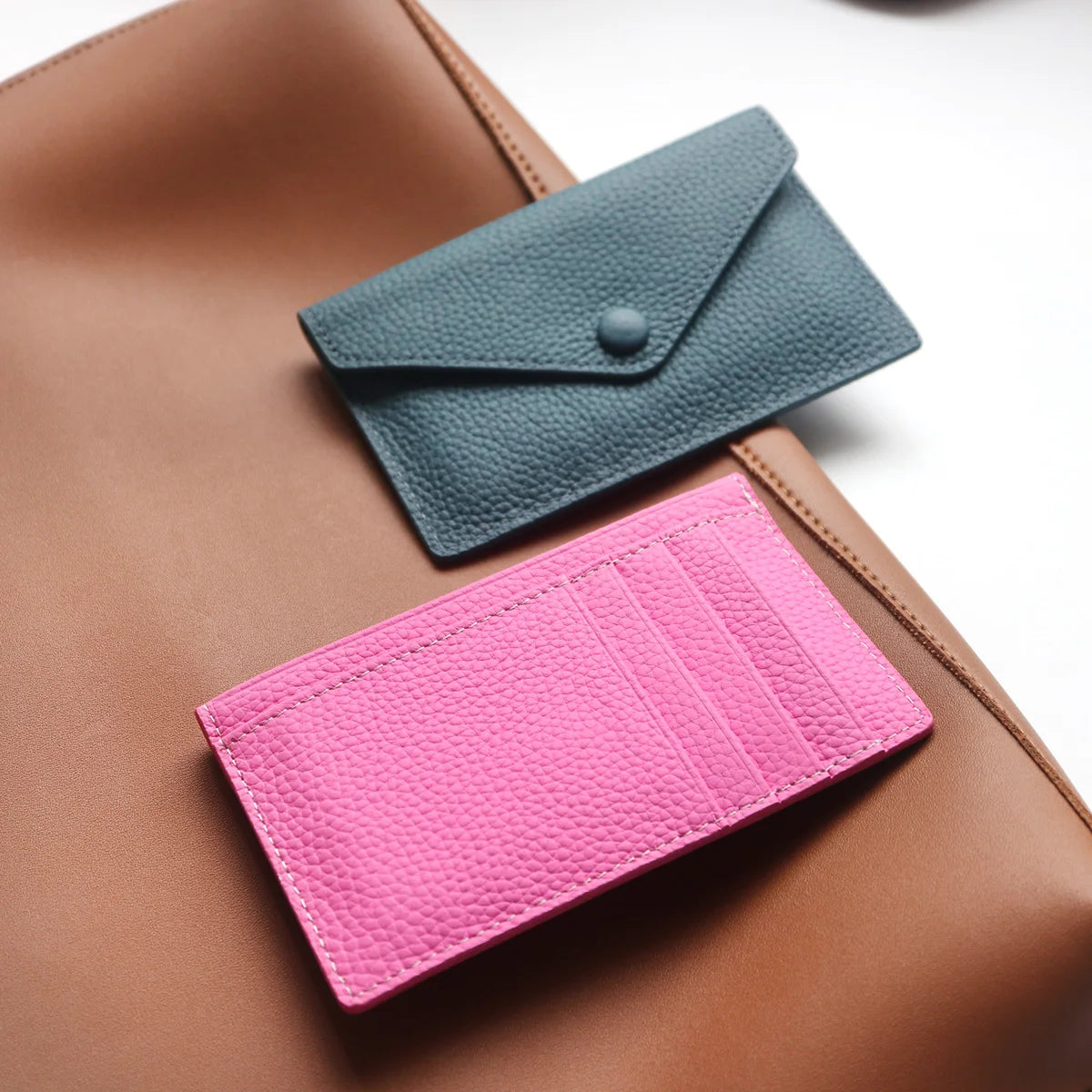 Tarjetero de lujo 100% cuero genuino para negocios, hombres, identificación, estuche para tarjetas de crédito, moda, regalo para mujeres, mini cartera delgada