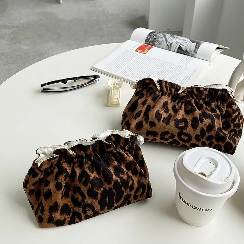 Bolso de Maquillaje de Perlas con Cremallera para Mujer, Neceser de Viaje de Gran Capacidad, Bolsas de Maquillaje con Estampado de Leopardo para Damas, Regalo