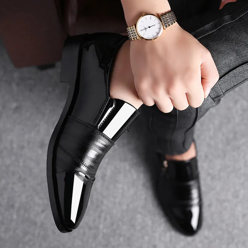 Zapatos Oxford negros clásicos de vestir