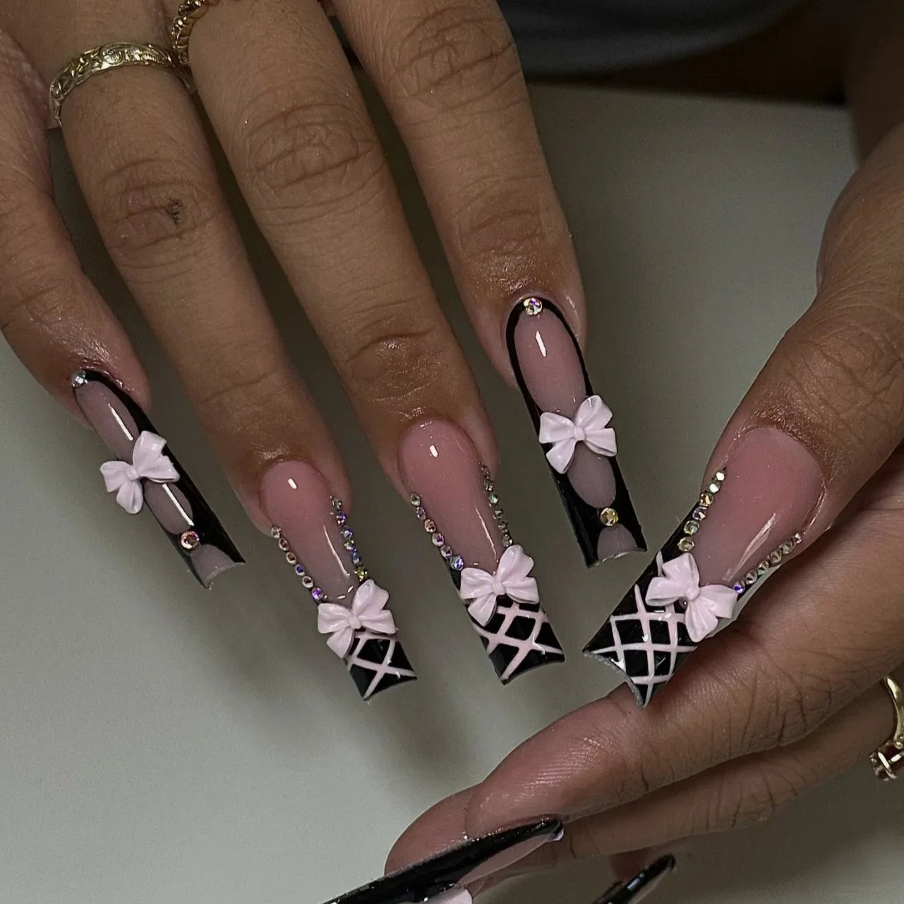 24Pcs Long False Nails Press on Nails Full Cover Butterfly French Coffin Glitter Small Diamonds Wearable Manicure Nail Tips Art