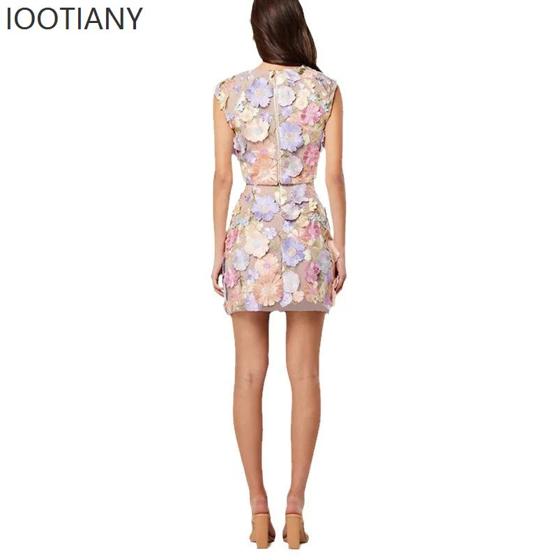 Women's Skirt Two-piece Suit High-grade Embroidery Crochet Sleeveless Temperament Elegant Sweet Short Top Hip Skirt Suit 2025