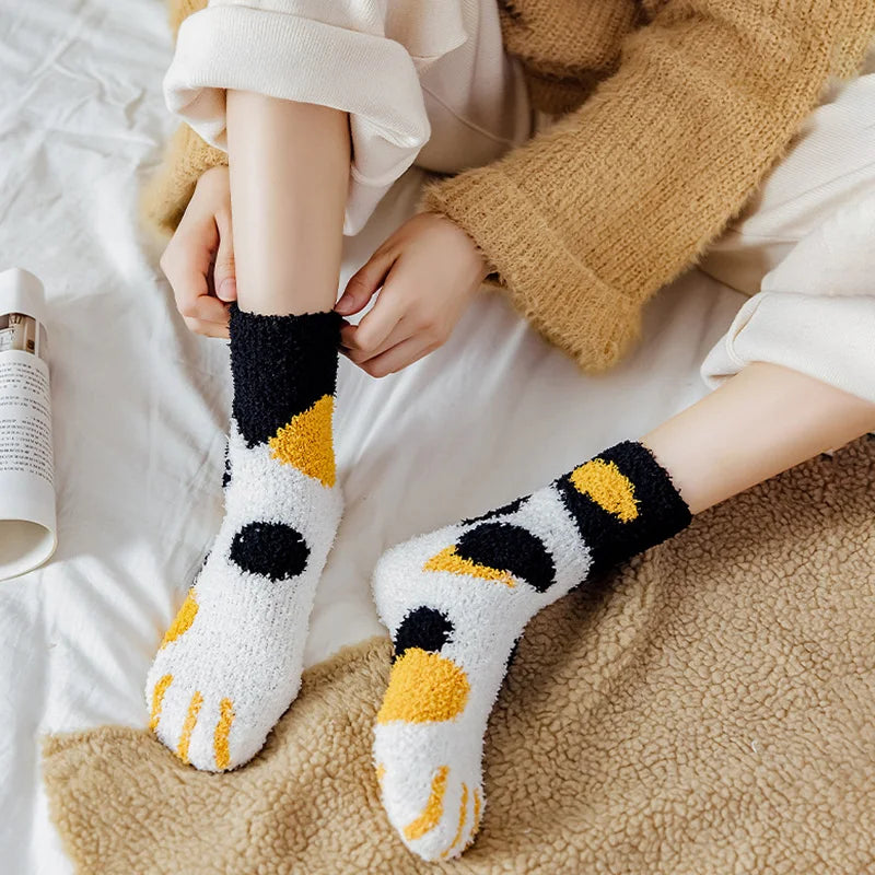 4 Pairs Women Cat Paw Fuzzy Socks Winter Warm Soft Fluffy Funny Socks Cute Animal Fashion Slipper Home Floor Sleeping Socks