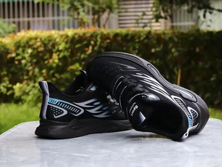 Men's Shoes New Fashion and Trendy Mesh Sports and Casual Shoes Student Soft Sole Comfortable Fashion Men's Running Shoes